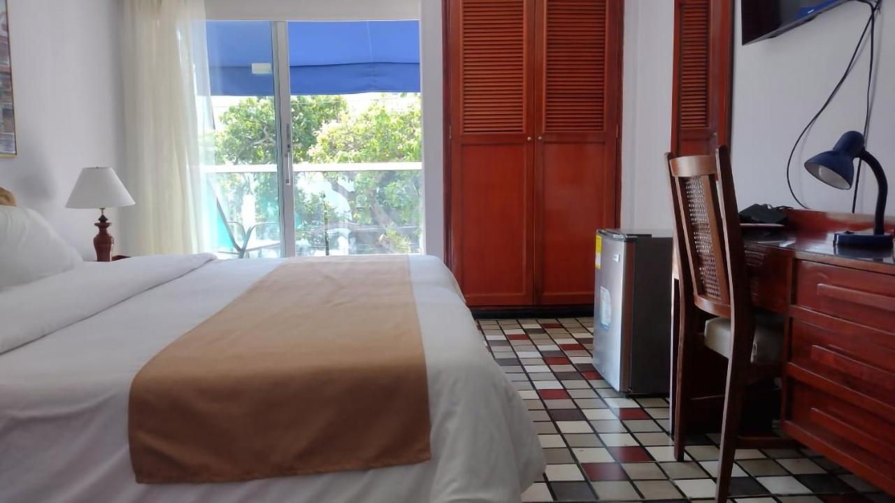 Bahia Hotel 3*